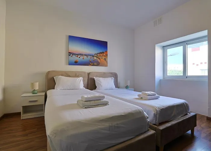 Seaview Escape With Pool Access Apartament St. Paul's Bay