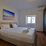 Seaview Escape With Pool Access Apartman