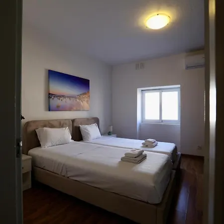 Seaview Escape With Pool Access