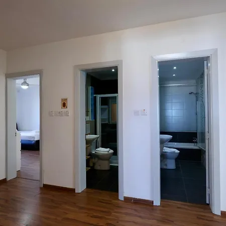 Apartament Seaview Escape With Pool Access