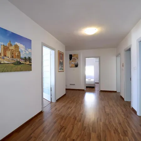 Seaview Escape With Pool Access * San Pawl il-Baħar