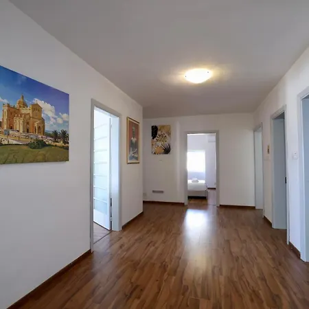 Seaview Escape With Pool Access Appartement *