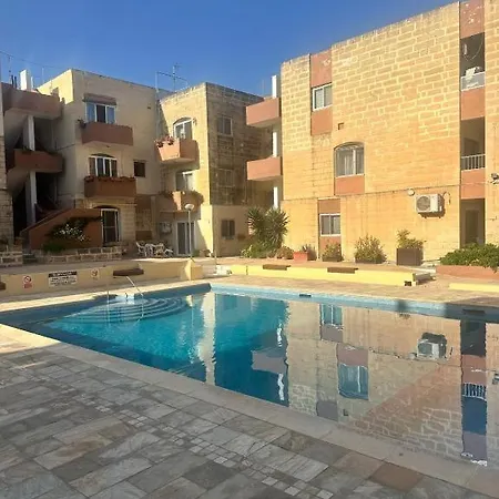 Apartament Seaview Escape With Pool Access