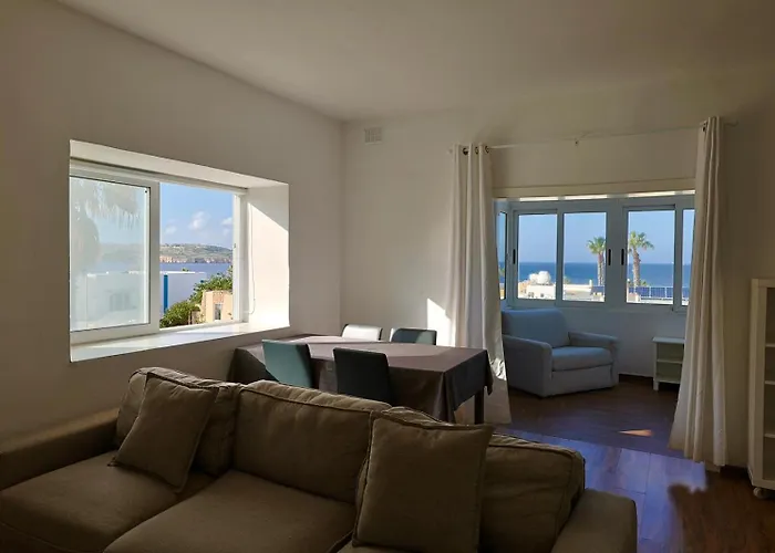 Appartement Seaview Escape With Pool Access