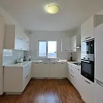 Seaview Escape With Pool Access דירה סיינט פול ביי